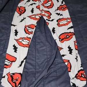 Halloween Lips and Bats Leggings